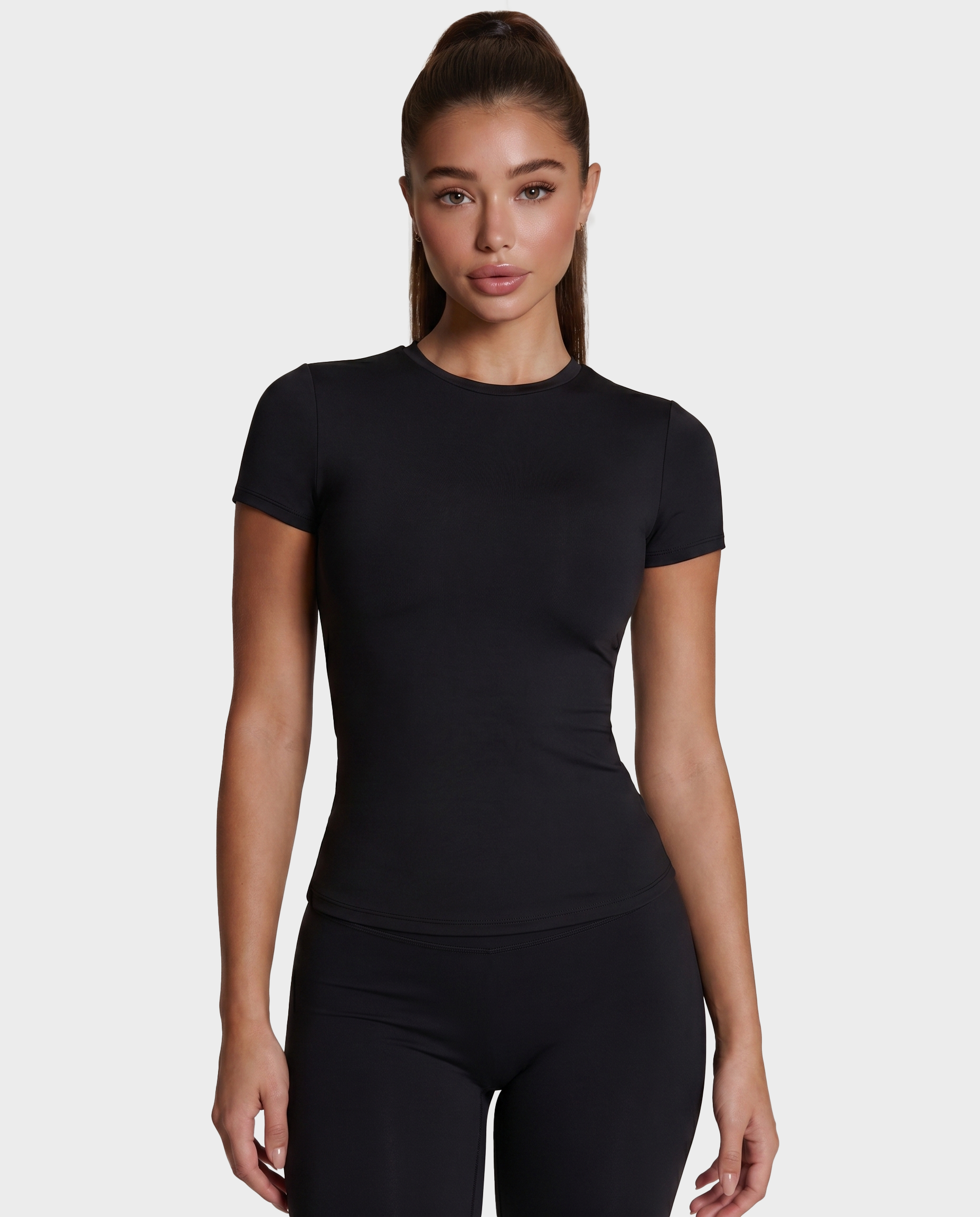 Amelie Tee