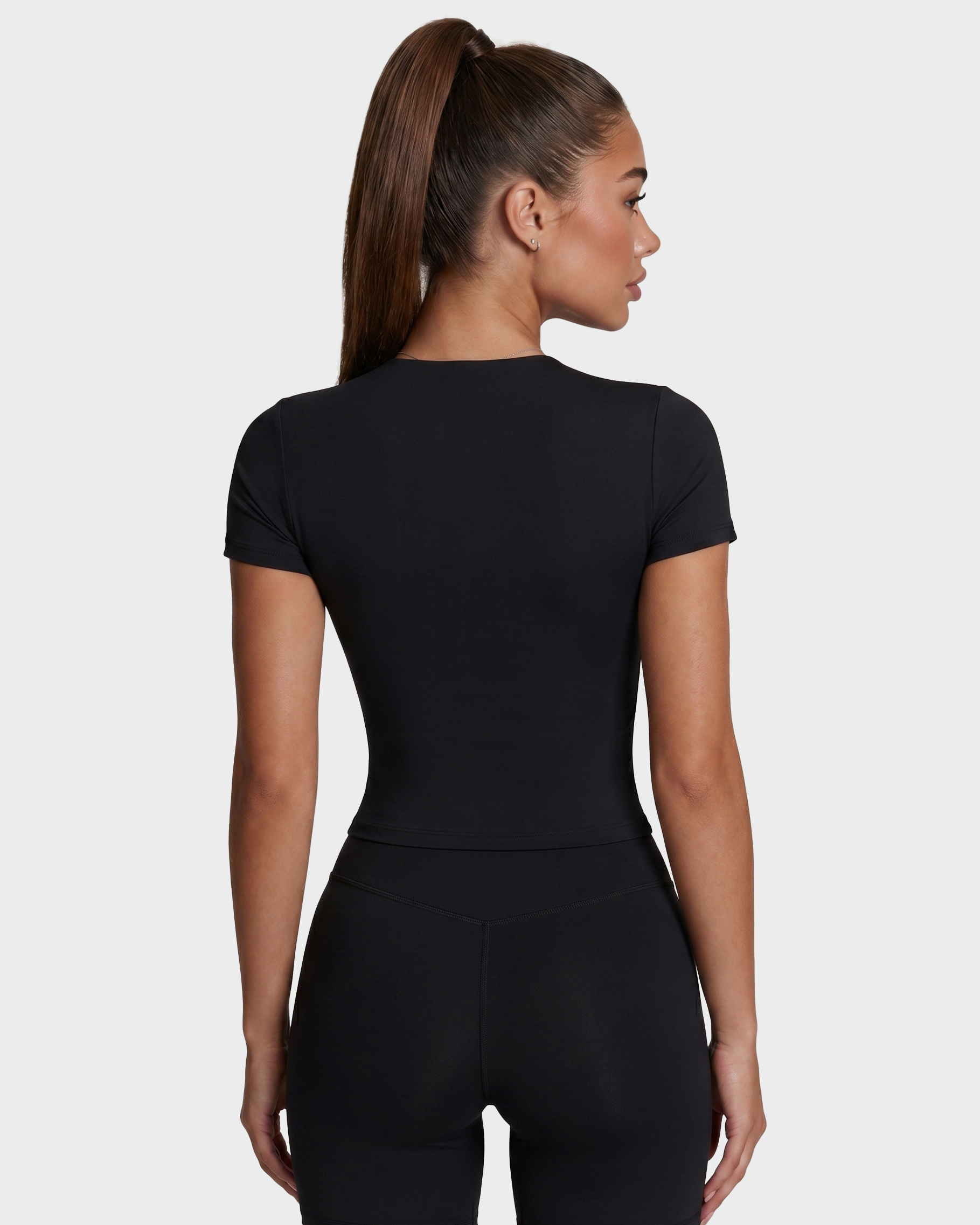 Amelie Tee