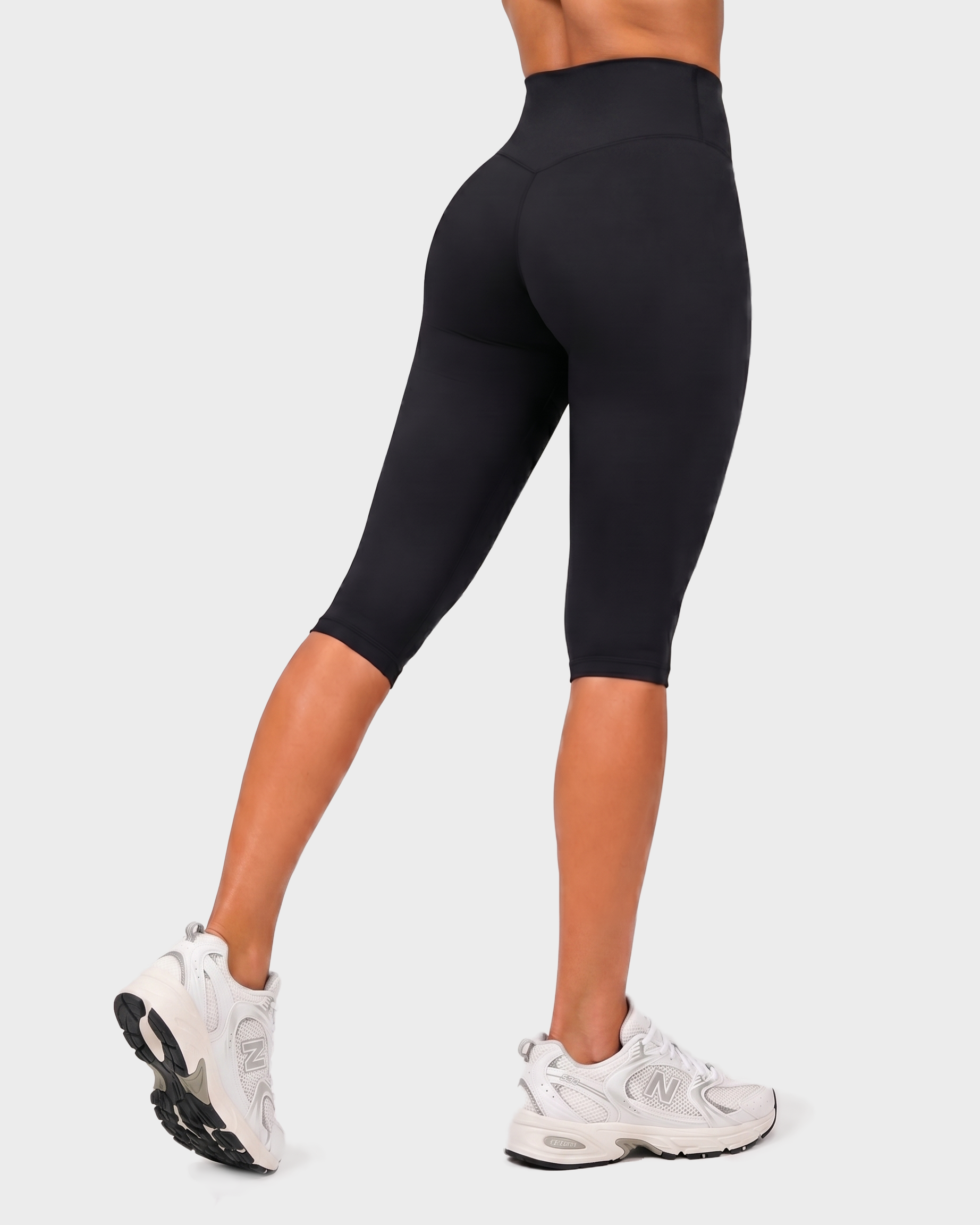 Amelie Capri Leggings