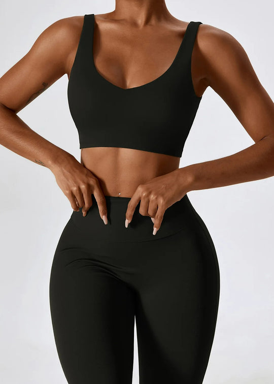 Black Sports Bra Frontside#color_black