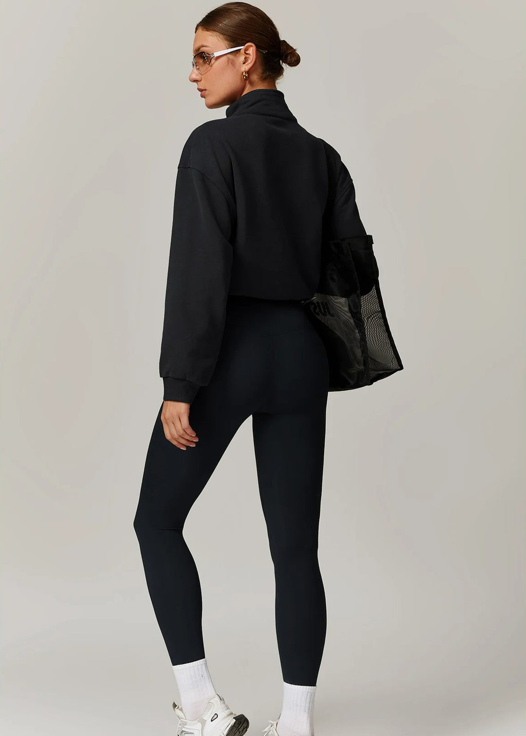 Black Half Zip Backside#color_black